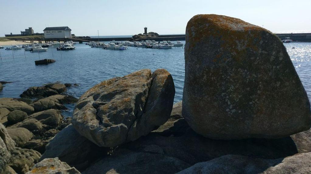 À moins de 100 mètres de la mer a la pointe de Trevignon Trégunc Exterior foto